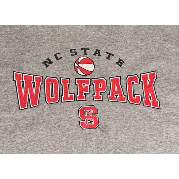 NC State Wolfpack T Shirt Gray Short Sleeve Basketball Graphic Tee Adult - Picture 2 of 7